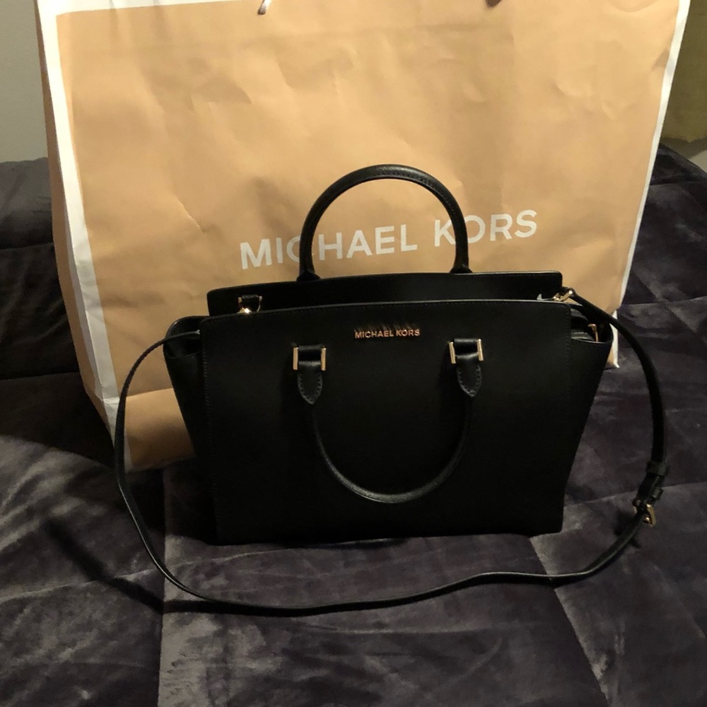 **PRICE REDUCED **Michael Kors Selma